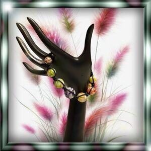 🌺 NWOT Artisan Vibrant Multicolor Beaded Bracelet